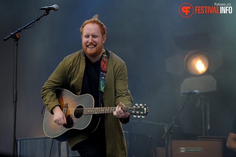 Gavin James op Pinkpop 2017 - Zondag foto