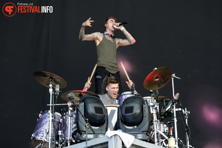 Machine Gun Kelly op Pinkpop 2017 - Maandag foto
