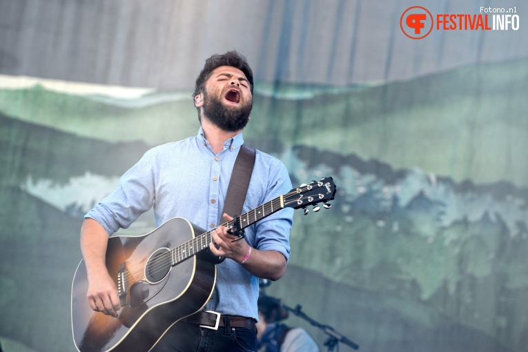 Passenger (Singer-songwriter) op Pinkpop 2017 - Maandag foto