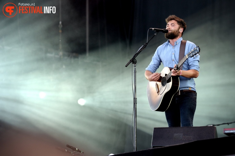 Passenger (Singer-songwriter) op Pinkpop 2017 - Maandag foto