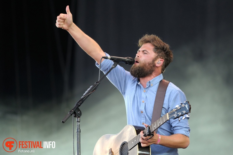 Passenger (Singer-songwriter) op Pinkpop 2017 - Maandag foto