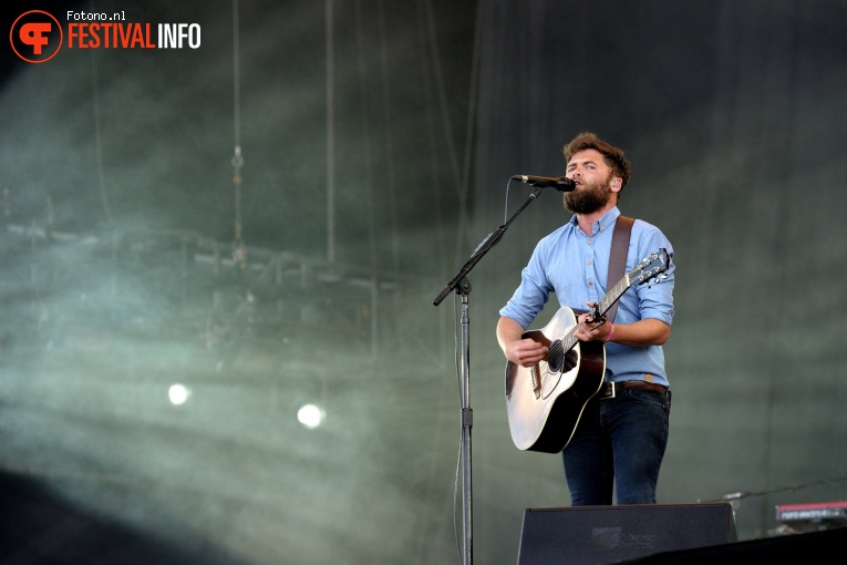 Passenger (Singer-songwriter) op Pinkpop 2017 - Maandag foto