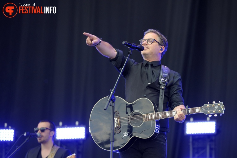 Guus Meeuwis op Pinkpop 2017 - Maandag foto