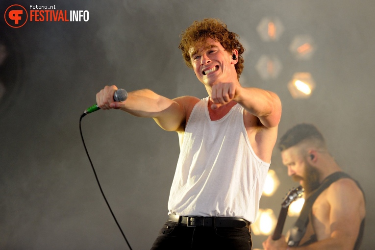 Don Broco op Pinkpop 2017 - Maandag foto