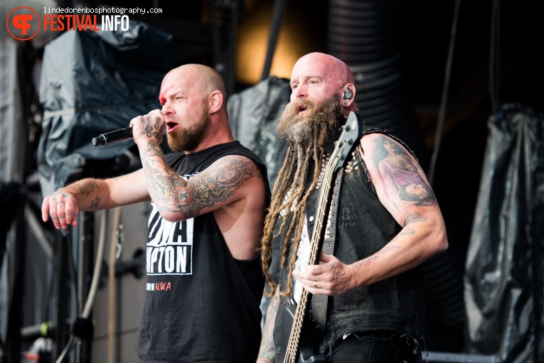 Five Finger Death Punch op Rock Am Ring 2017 - Vrijdag foto