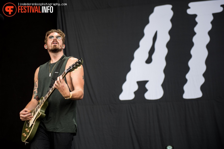 Lower Than Atlantis op Rock Am Ring 2017 - Zaterdag foto