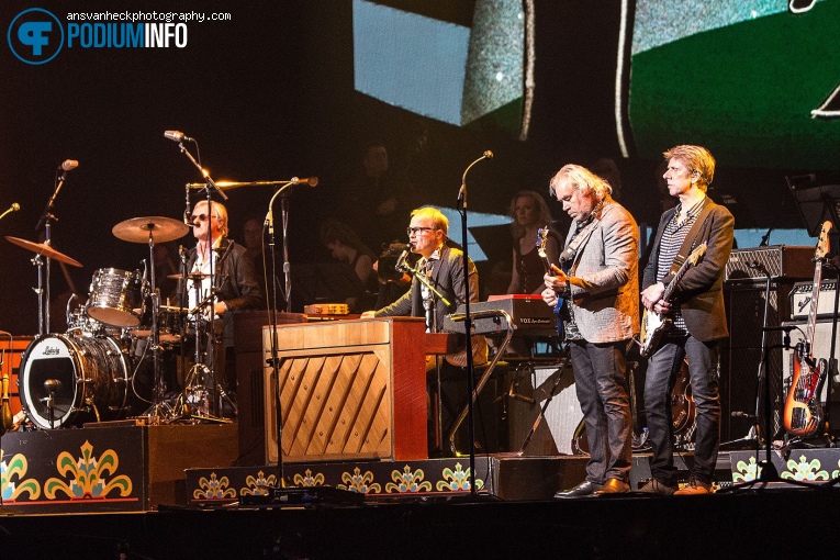 Foto The Analogues op The Analogues - 01/06 - Ziggo Dome