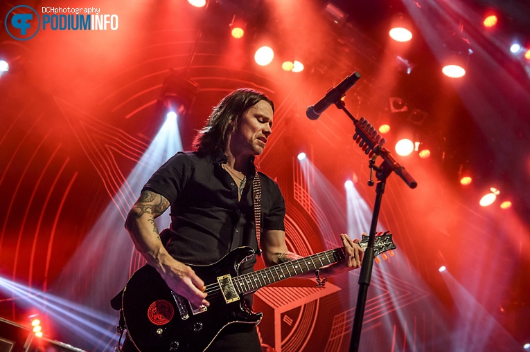 Alter Bridge op Alter Bridge - 06/06 - 013 foto