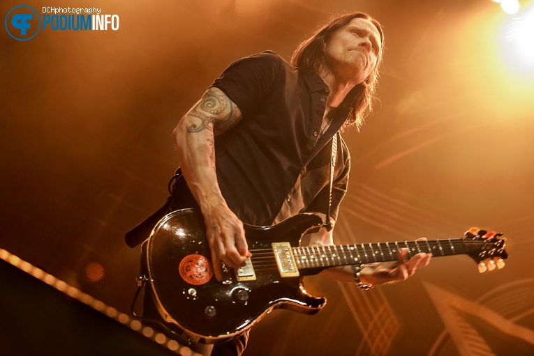 Alter Bridge op Alter Bridge - 06/06 - 013 foto