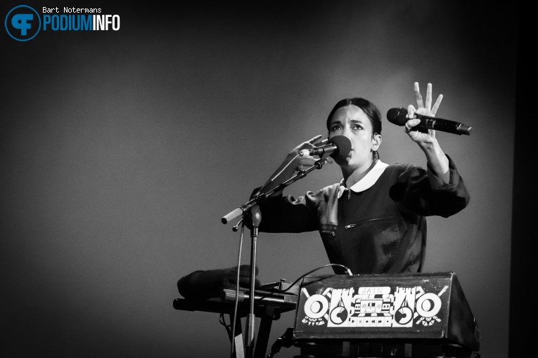 Jain op Jain - 07/06 - Melkweg foto