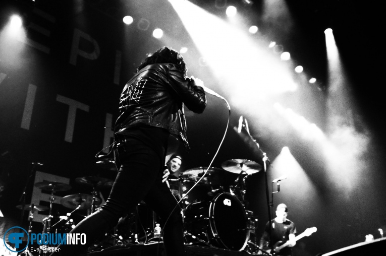 Sleeping With Sirens op Good Charlotte - 10/06 - TivoliVredenburg foto