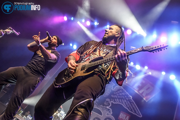 Five Finger Death Punch op Five Finger Death Punch - 12/06 - 013 foto