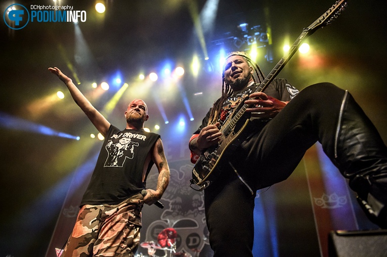 Five Finger Death Punch op Five Finger Death Punch - 12/06 - 013 foto