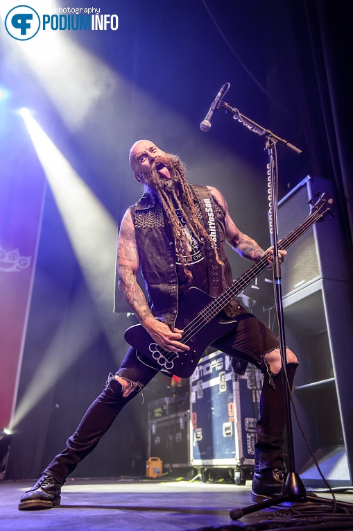 Five Finger Death Punch op Five Finger Death Punch - 12/06 - 013 foto