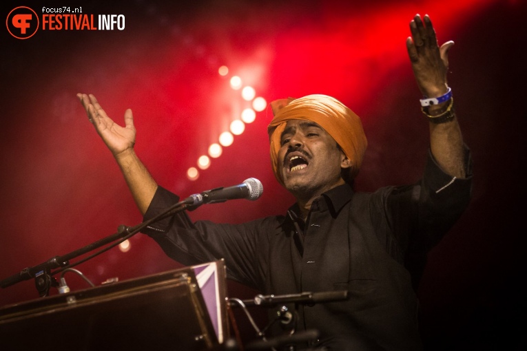 Junun featuring Shye Ben Tzur & The Rajasthan Express op Best Kept Secret 2017 - Zondag foto