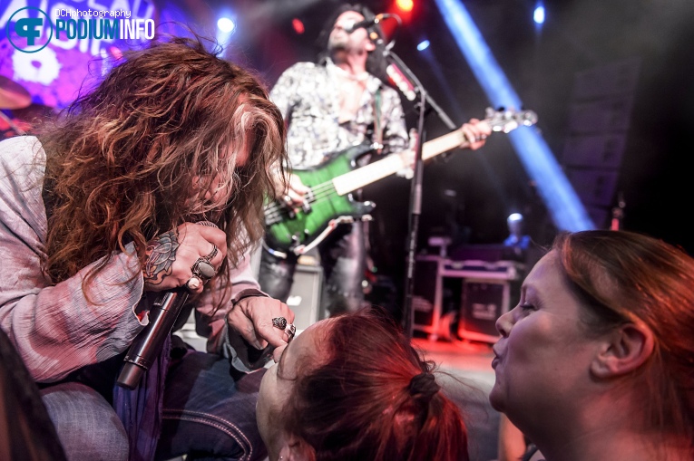 The Dead Daisies op The Dead Daisies - 14/06 - Boerderij foto