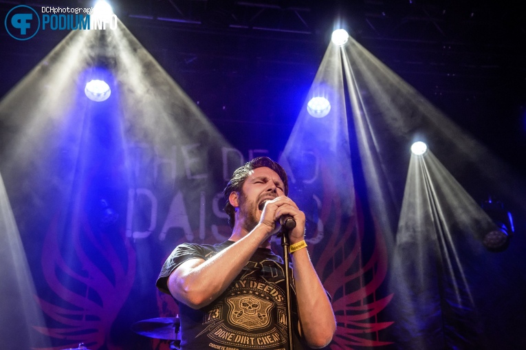 Order of the Emperor op The Dead Daisies - 14/06 - Boerderij foto