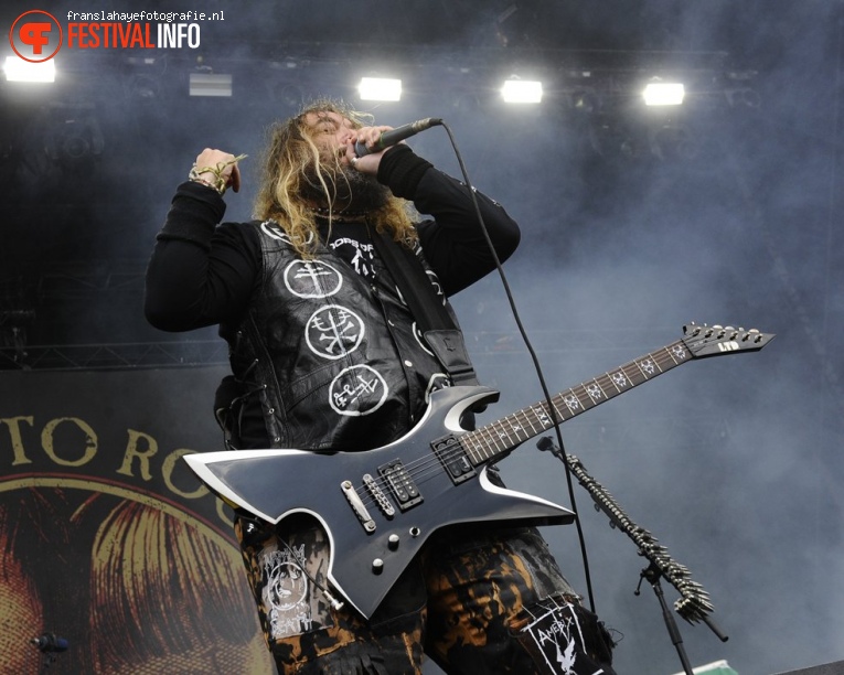 Max & Igor Cavalera op Graspop Metal Meeting 2017 foto