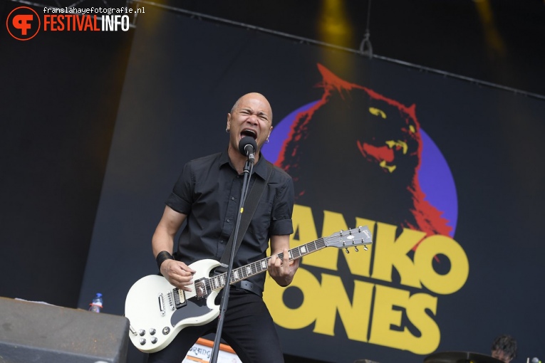 Danko Jones op Graspop Metal Meeting 2017 foto