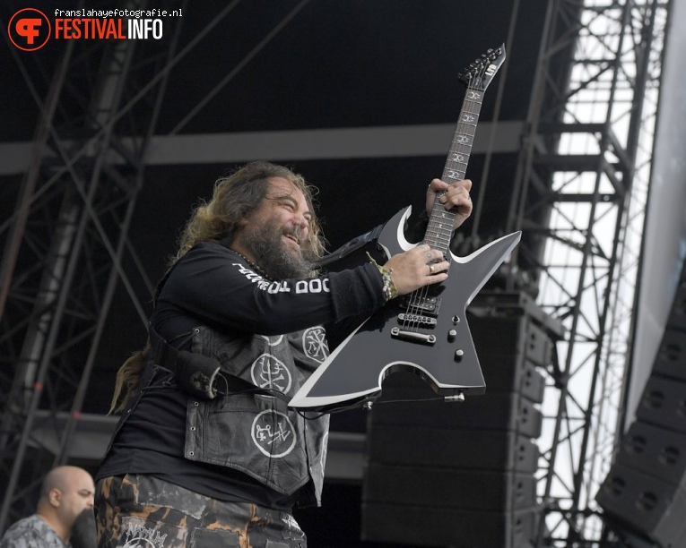 Max & Igor Cavalera op Graspop Metal Meeting 2017 foto