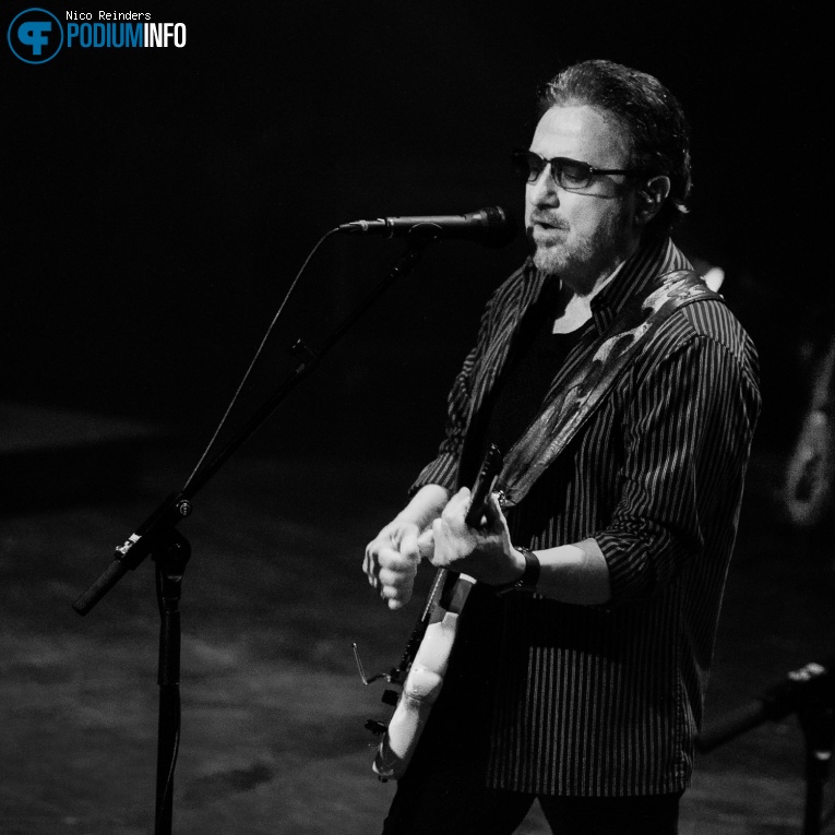 Blue Öyster Cult op Blue Öyster Cult / Queensryche - 22/06 - TivoliVredenburg foto