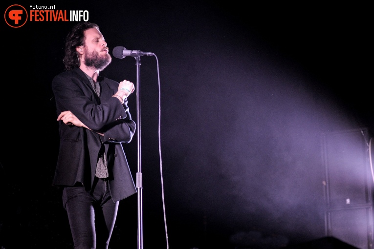 Father John Misty op Down The Rabbit Hole 2017 - Zondag foto