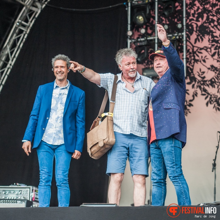 Level 42 op Night at the Park 2017 foto
