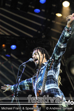 Michael Franti & Spearhead op Lowlands 2003 foto