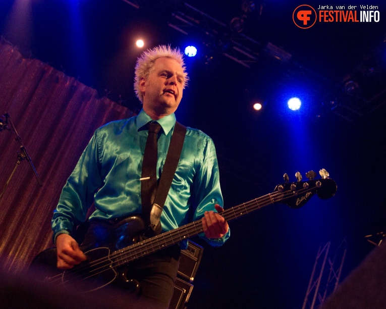 Me First and the Gimme Gimmes op Jera On Air 2017 - Zaterdag foto
