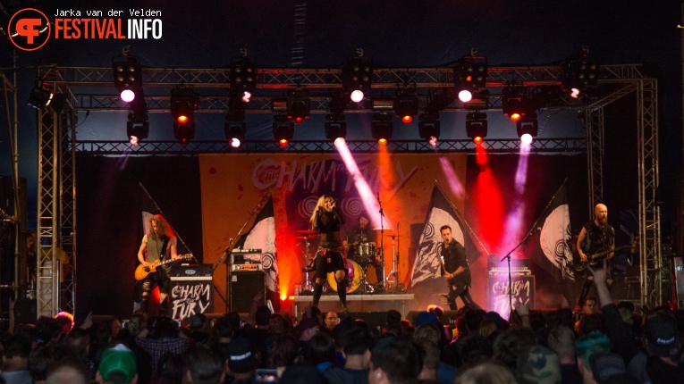 The Charm The Fury op Jera On Air 2017 - Zaterdag foto