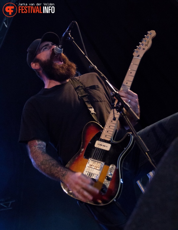 Four Year Strong op Jera On Air 2017 - Zaterdag foto