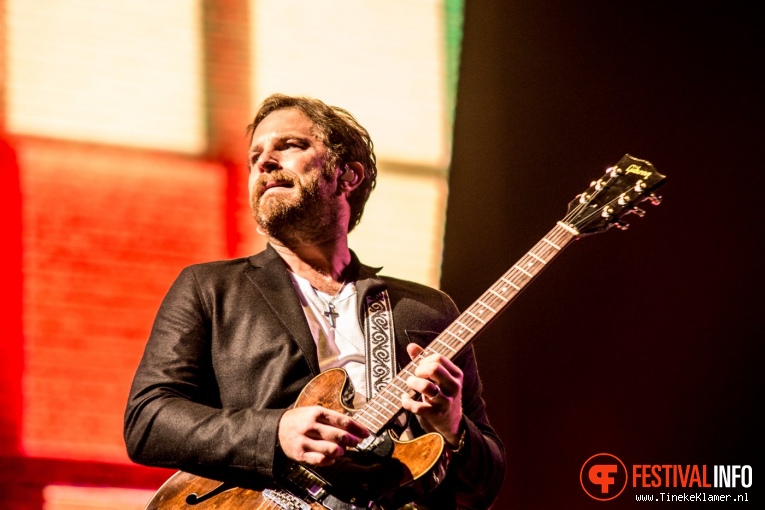 Kings of Leon op Rock Werchter 2017 - Donderdag foto