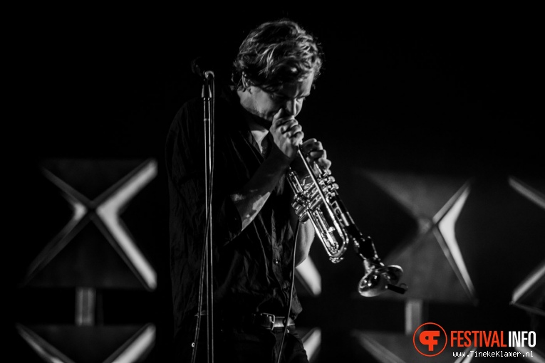 Warhaus op Rock Werchter 2017 - Vrijdag foto