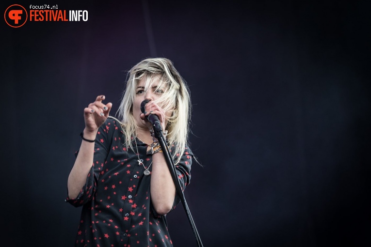 The Kills op Rock Werchter 2017 Zondag foto