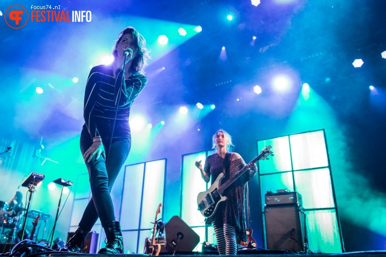 Warpaint op Rock Werchter 2017 Zondag foto