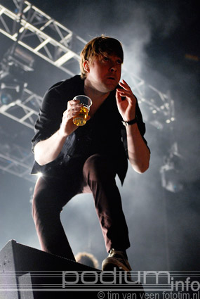 Kaiser Chiefs op Kaiser Chiefs - 14-11 - Heineken Music Hall foto