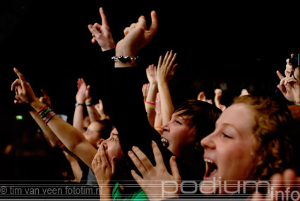 Kaiser Chiefs - 14-11 - Heineken Music Hall foto