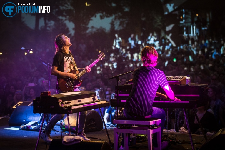 Jett Rebel op Metropool Open Air met Jett Rebel - 08/07 - Openluchttheater Hertme foto