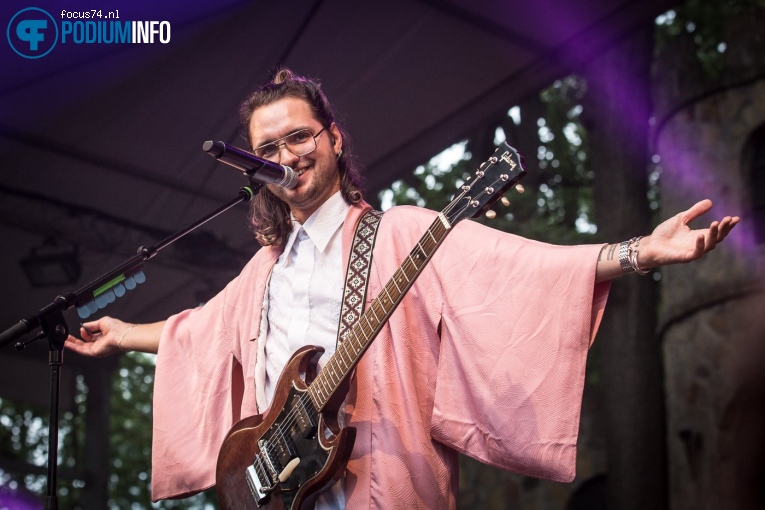 Jett Rebel op Metropool Open Air met Jett Rebel - 08/07 - Openluchttheater Hertme foto