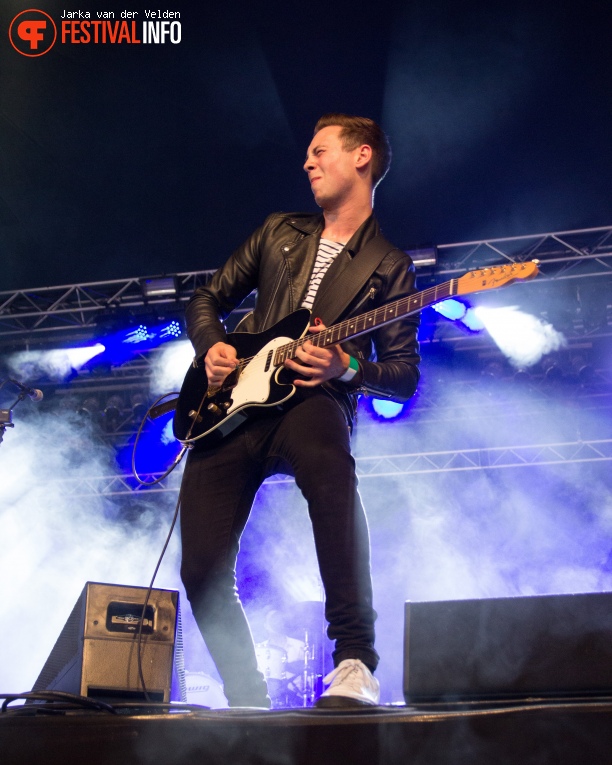 Foto Laurence Jones op Bospop 2017 - Zaterdag
