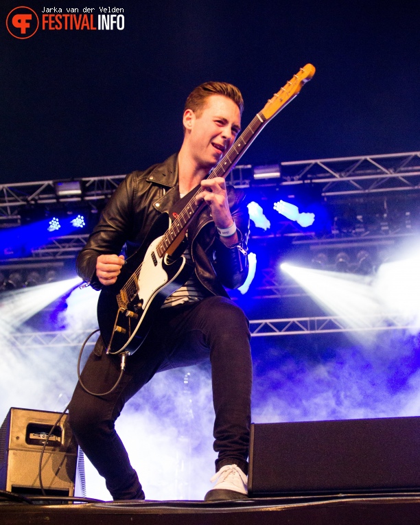 Foto Laurence Jones op Bospop 2017 - Zaterdag