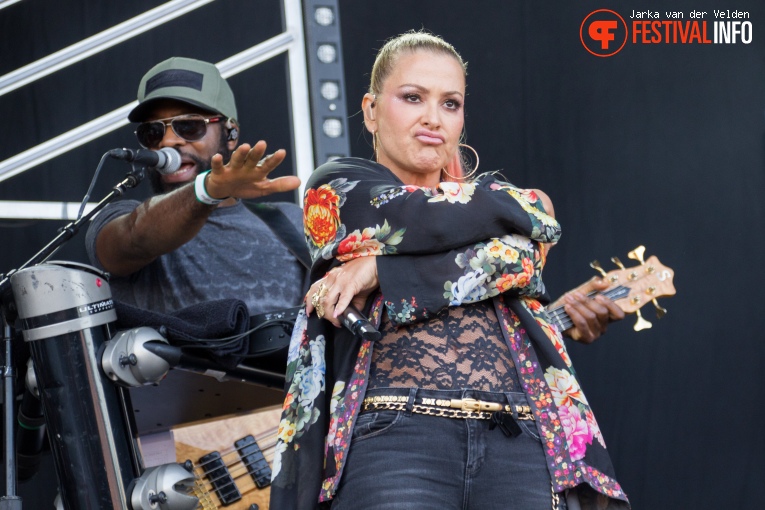 Anastacia op Bospop 2017 - Zondag foto