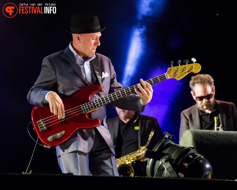 Madness op Bospop 2017 - Zondag foto