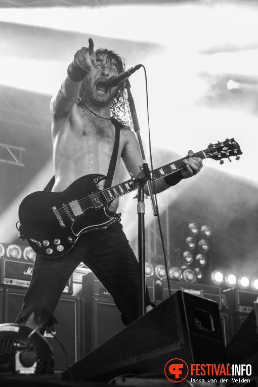 Airbourne op Bospop 2017 - Zondag foto