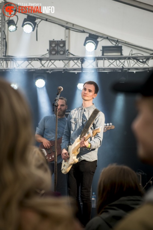 Emilie Sofie op Træna festival 2017 foto