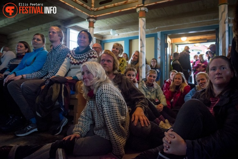 Ingrid Olava op Træna festival 2017 foto