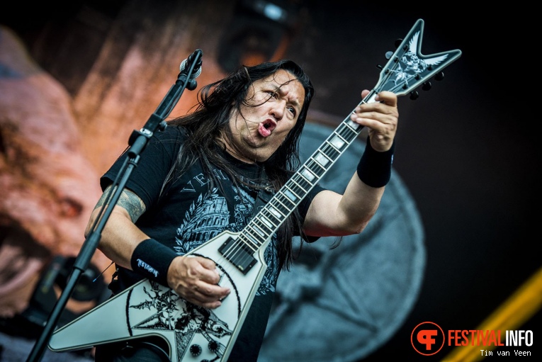 Testament op Dynamo Metalfest 2017 foto