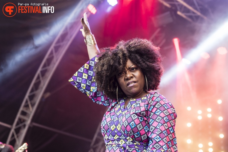 Michelle David & The Gospel Sessions op Werfpop 2017 foto