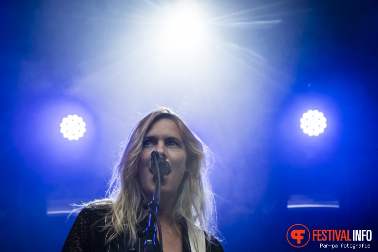 Sue the Night op Werfpop 2017 foto