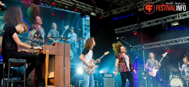 Foto The Grand East op Fields of Joy 2017